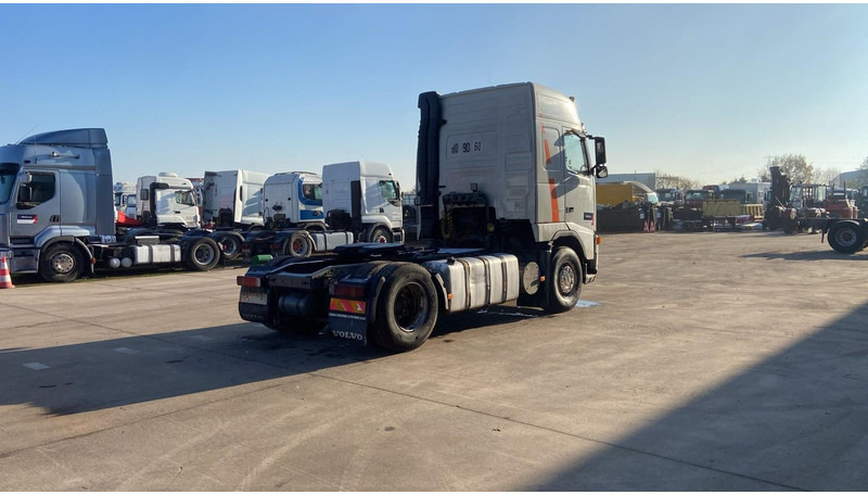 Volvo FH 12.420 (PTO / POMPE HYDRAULIQUE / BOITE MANUELLE / MANUAL GEARBOX) - Gjysmë-kamion: foto 5 Volvo FH 12.420 (PTO / POMPE HYDRAULIQUE / BOITE MANUELLE / MANUAL GEARBOX) - Gjysmë-kamion: foto 5