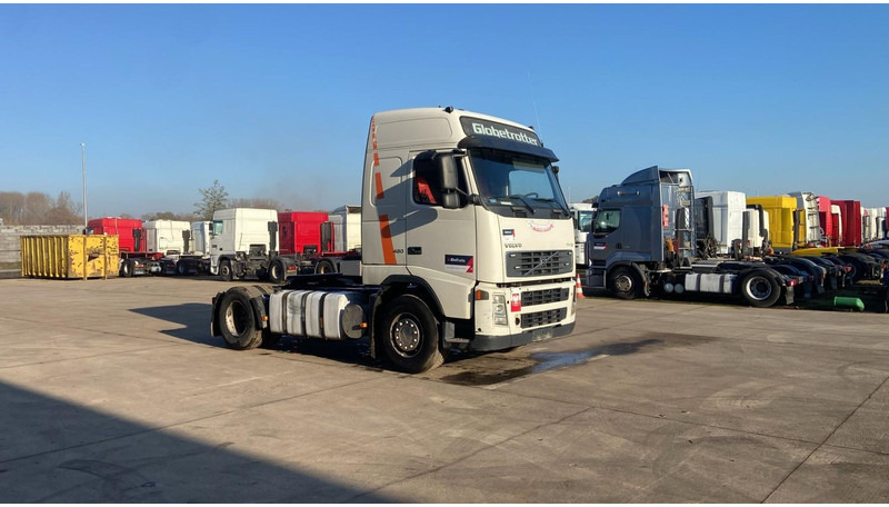 Volvo FH 12.420 (PTO / POMPE HYDRAULIQUE / BOITE MANUELLE / MANUAL GEARBOX) - Gjysmë-kamion: foto 4 Volvo FH 12.420 (PTO / POMPE HYDRAULIQUE / BOITE MANUELLE / MANUAL GEARBOX) - Gjysmë-kamion: foto 4