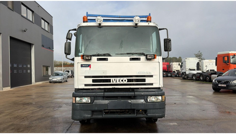 Iveco Eurotech 190 E 34 (POMPE MANUELLE / BOITE MANUELLE / MANUAL PUMP / FULL STEEL SUSP. / LAMES) - Kamion vetëshkarkues: foto 4 Iveco Eurotech 190 E 34 (POMPE MANUELLE / BOITE MANUELLE / MANUAL PUMP / FULL STEEL SUSP. / LAMES) - Kamion vetëshkarkues: foto 4