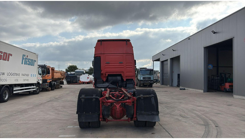 MAN TGA 18.410 (POMPE MANUELLE / MANUAL PUMP / BOITE MANUELLE / MANUAL GEARBOX) - Kamion kabinë-shasi: foto 5 MAN TGA 18.410 (POMPE MANUELLE / MANUAL PUMP / BOITE MANUELLE / MANUAL GEARBOX) - Kamion kabinë-shasi: foto 5