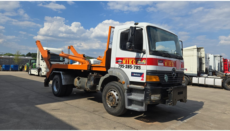 Mercedes-Benz Atego 1823 (BIG AXLE / STEEL SUSP. / LAMES / BOITE MANUELLE / MANUAL GETRIEBE) - Transportjer kontejnerësh/ Kamion me karroceri të çmontueshme: foto 3 Mercedes-Benz Atego 1823 (BIG AXLE / STEEL SUSP. / LAMES / BOITE MANUELLE / MANUAL GETRIEBE) - Transportjer kontejnerësh/ Kamion me karroceri të çmontueshme: foto 3