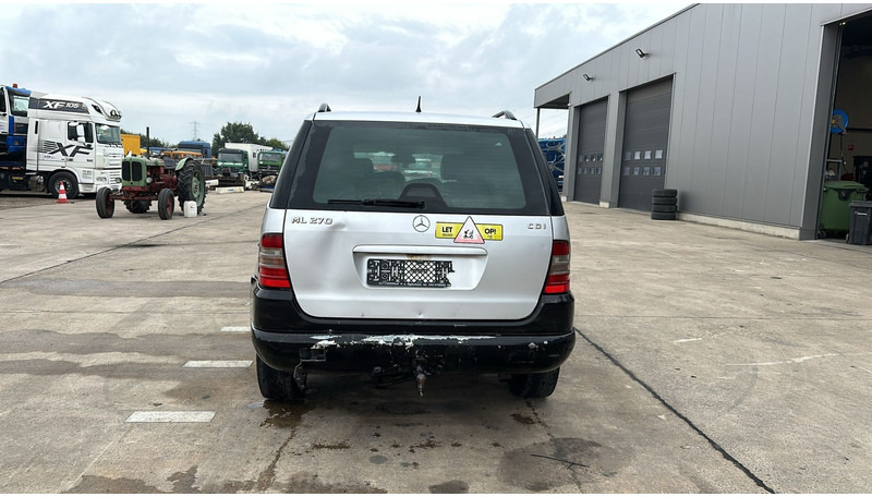 Mercedes-Benz M-Klasse ML 270 CDI - SUV: foto 5 Mercedes-Benz M-Klasse ML 270 CDI - SUV: foto 5