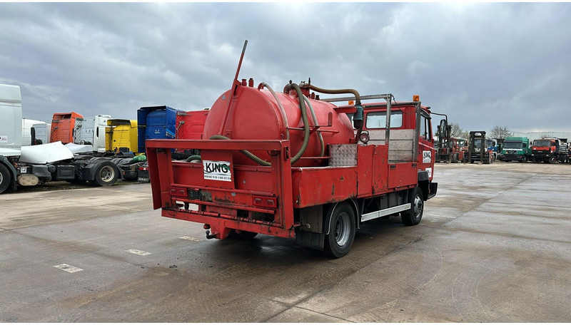 Mercedes-Benz SK 814 (VIDANGEUR / VACUUM / AUXILAIRY / SPER / STEEL SUSP. / LAMES) - Kamion me vakuum: foto 5 Mercedes-Benz SK 814 (VIDANGEUR / VACUUM / AUXILAIRY / SPER / STEEL SUSP. / LAMES) - Kamion me vakuum: foto 5