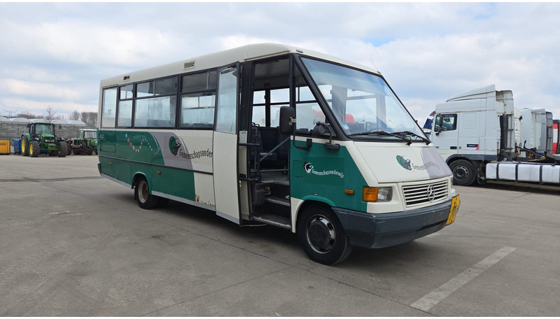 Mercedes-Benz Vario 614 (BELGIAN BUS / 34 SEATS / MANUAL PUMP / LAMES / STEEL SUSP.) - Autobus qyteti: foto 2 Mercedes-Benz Vario 614 (BELGIAN BUS / 34 SEATS / MANUAL PUMP / LAMES / STEEL SUSP.) - Autobus qyteti: foto 2
