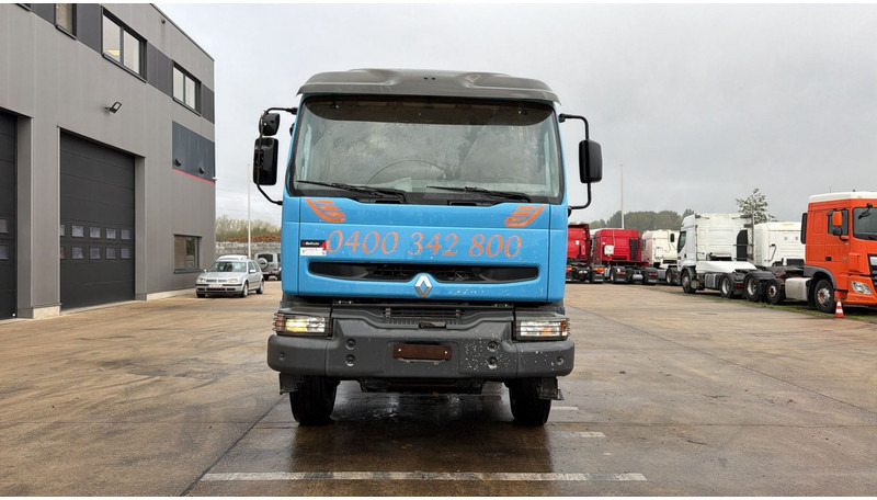 Renault KERAX 420 (LAMES / GRAND PONT / STEEL SUSP. / BIG AXLE / MANUAL GEARBOX / BOITE MANUELLE) - Kamion kabinë-shasi: foto 2 Renault KERAX 420 (LAMES / GRAND PONT / STEEL SUSP. / BIG AXLE / MANUAL GEARBOX / BOITE MANUELLE) - Kamion kabinë-shasi: foto 2