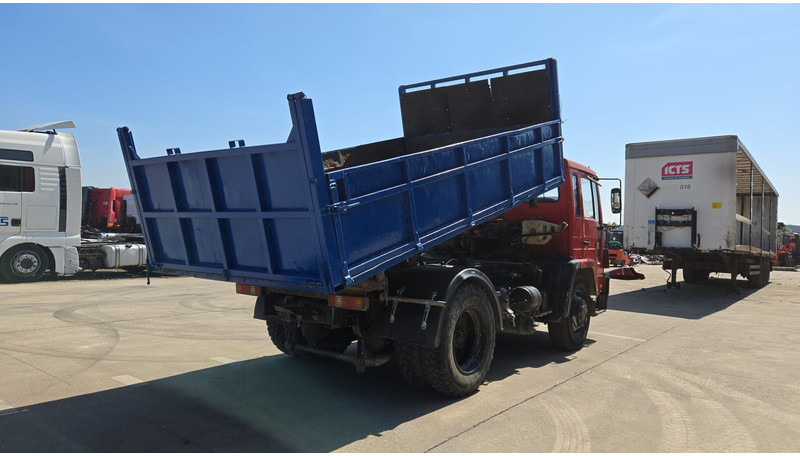 Volvo FL 6 - 14 (MANUAL PUMP / POMPE MANUELLE) - Kamion vetëshkarkues: foto 2 Volvo FL 6 - 14 (MANUAL PUMP / POMPE MANUELLE) - Kamion vetëshkarkues: foto 2