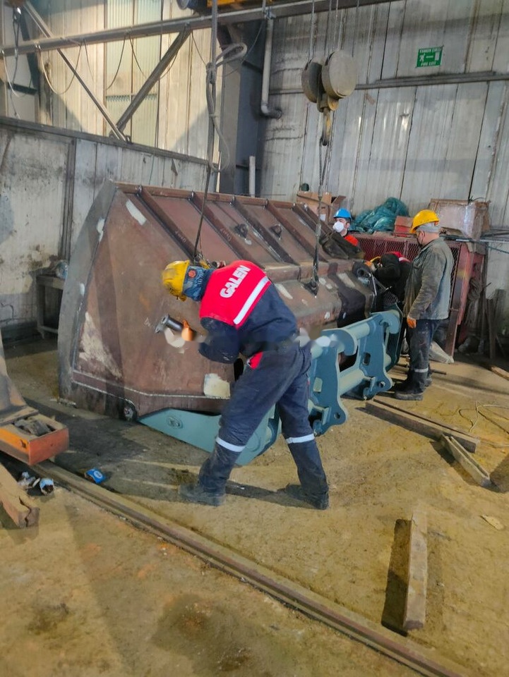 Galen High Dump Bucket - Kovë fadrome: foto 4 Galen High Dump Bucket - Kovë fadrome: foto 4