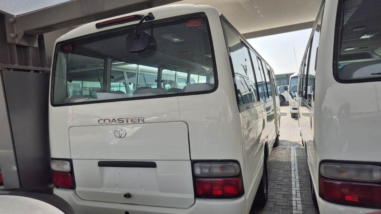 TOYOTA Coaster ... 30 places ... Climatisé - Minibus, Furgon pasagjerësh: foto 2 TOYOTA Coaster ... 30 places ... Climatisé - Minibus, Furgon pasagjerësh: foto 2