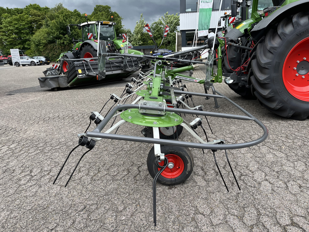 FENDT Twister 6606DN - Lesë: foto 3 FENDT Twister 6606DN - Lesë: foto 3