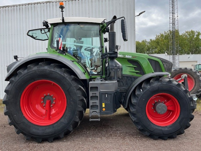 Fendt 826 Vario S4 ProfiPlus - Traktor: foto 3 Fendt 826 Vario S4 ProfiPlus - Traktor: foto 3
