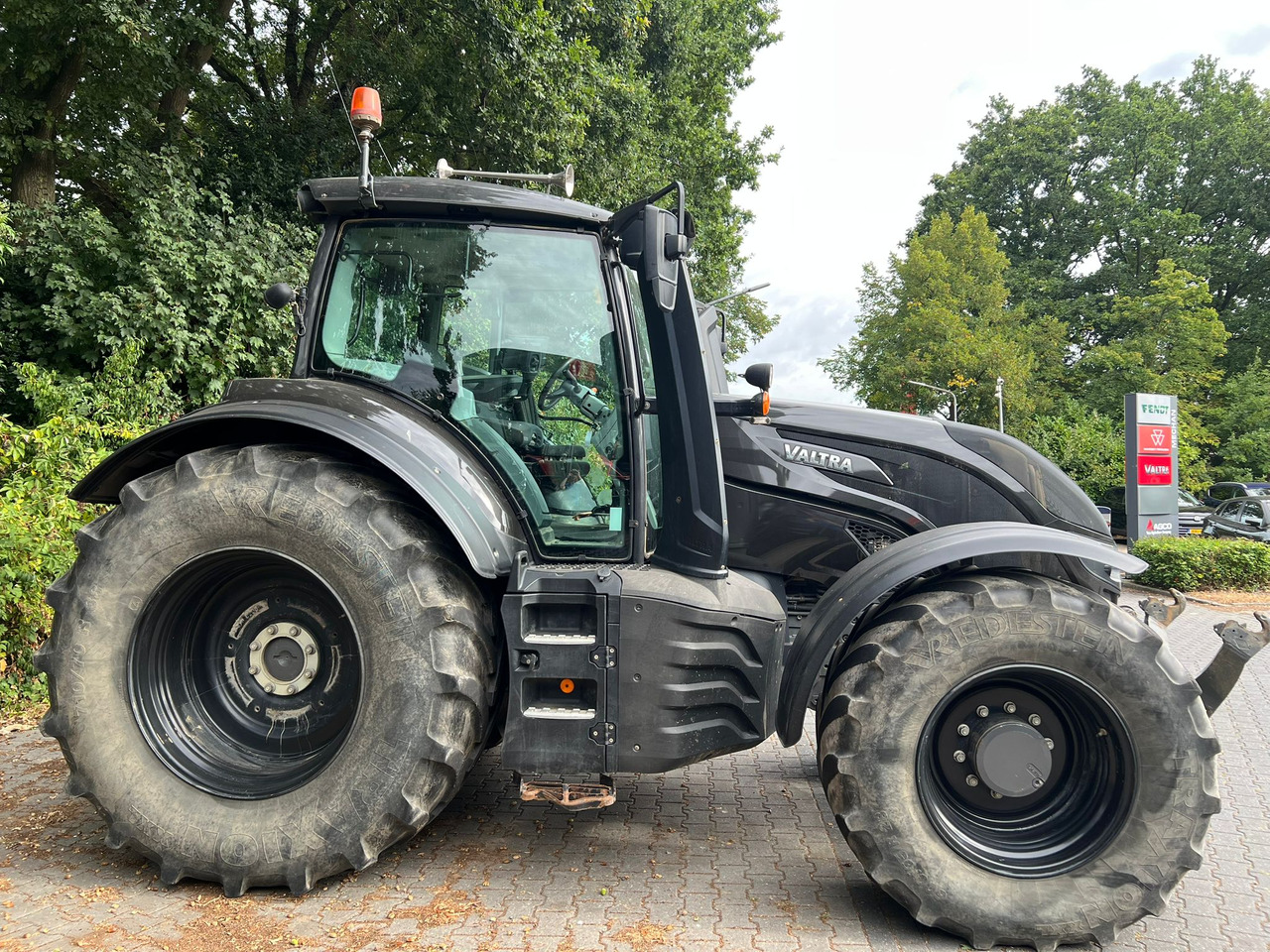 Valtra T174 Versu - Traktor: foto 4 Valtra T174 Versu - Traktor: foto 4