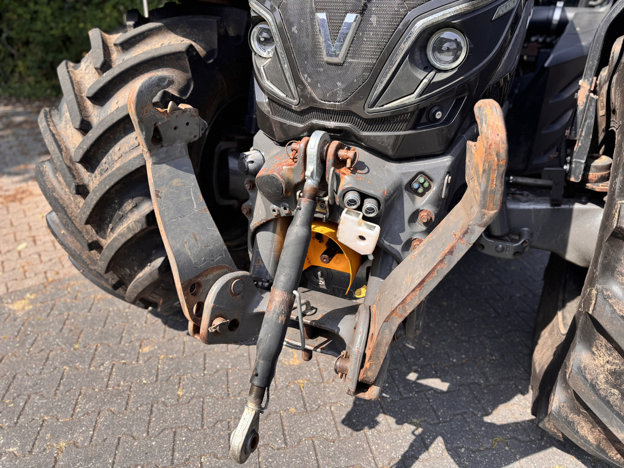 Valtra T214 Direct - Traktor: foto 5 Valtra T214 Direct - Traktor: foto 5