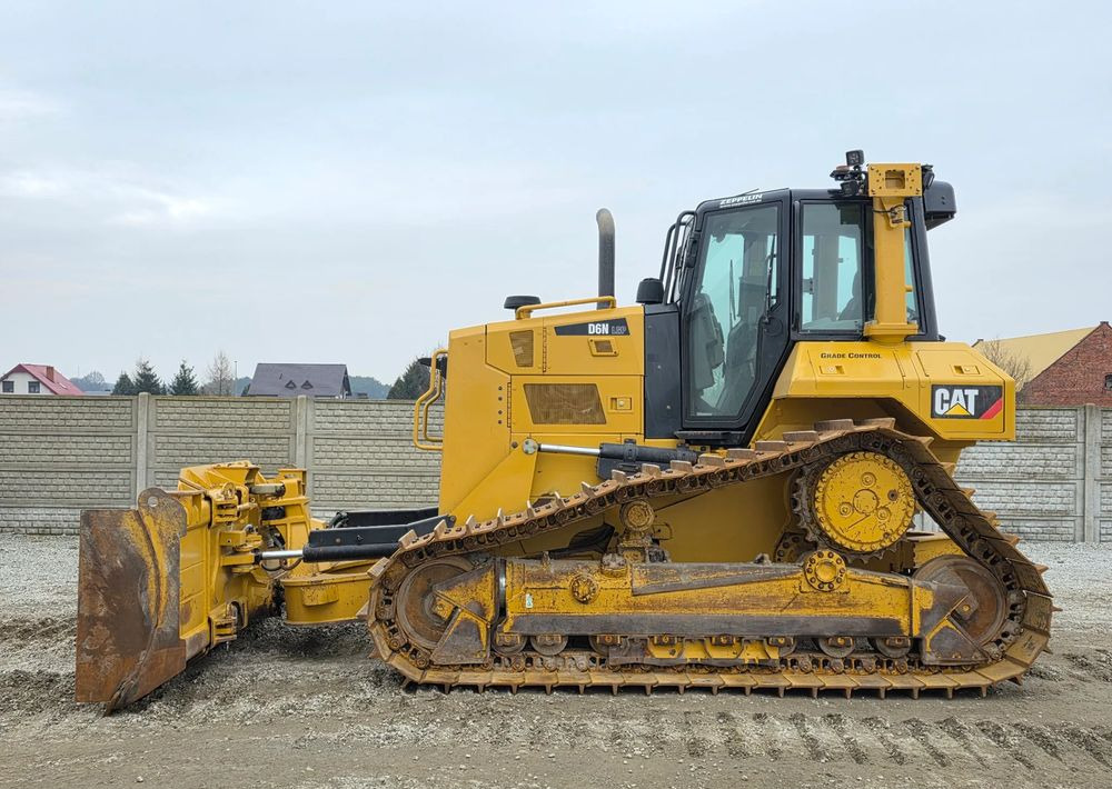 Caterpillar Caterpillar D6N LGP, 2017 ROK, PODWOZIE 80% DOBRE - Buldozer: foto 4 Caterpillar Caterpillar D6N LGP, 2017 ROK, PODWOZIE 80% DOBRE - Buldozer: foto 4