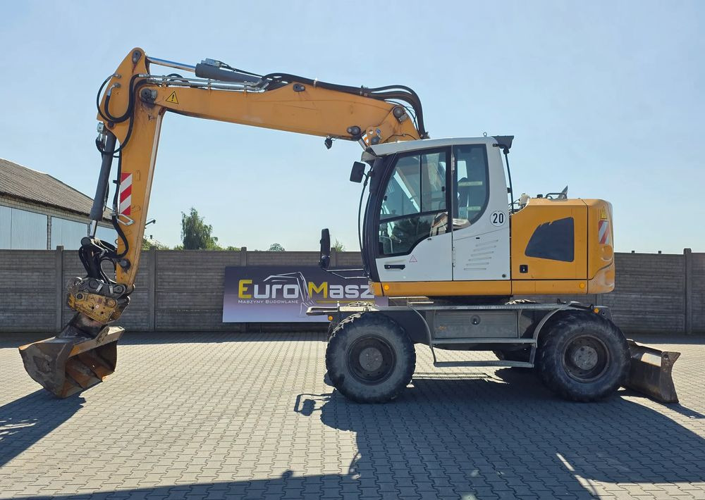 Liebherr A918 COMPACT, 2014 ROK, SW 48 LIKUFIX szybkozłącze - Ekskavator me goma: foto 2 Liebherr A918 COMPACT, 2014 ROK, SW 48 LIKUFIX szybkozłącze - Ekskavator me goma: foto 2