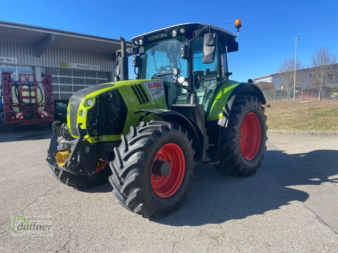 CLAAS Arion 550 CEBIS CMATIC - Traktor: foto 3 CLAAS Arion 550 CEBIS CMATIC - Traktor: foto 3