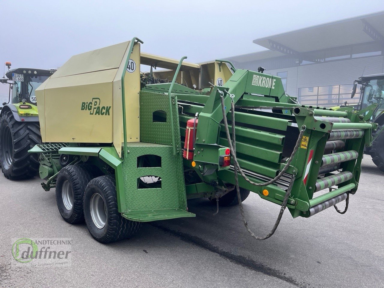 Krone Big Pack 127 - Dengmbledhëse katrore: foto 2 Krone Big Pack 127 - Dengmbledhëse katrore: foto 2