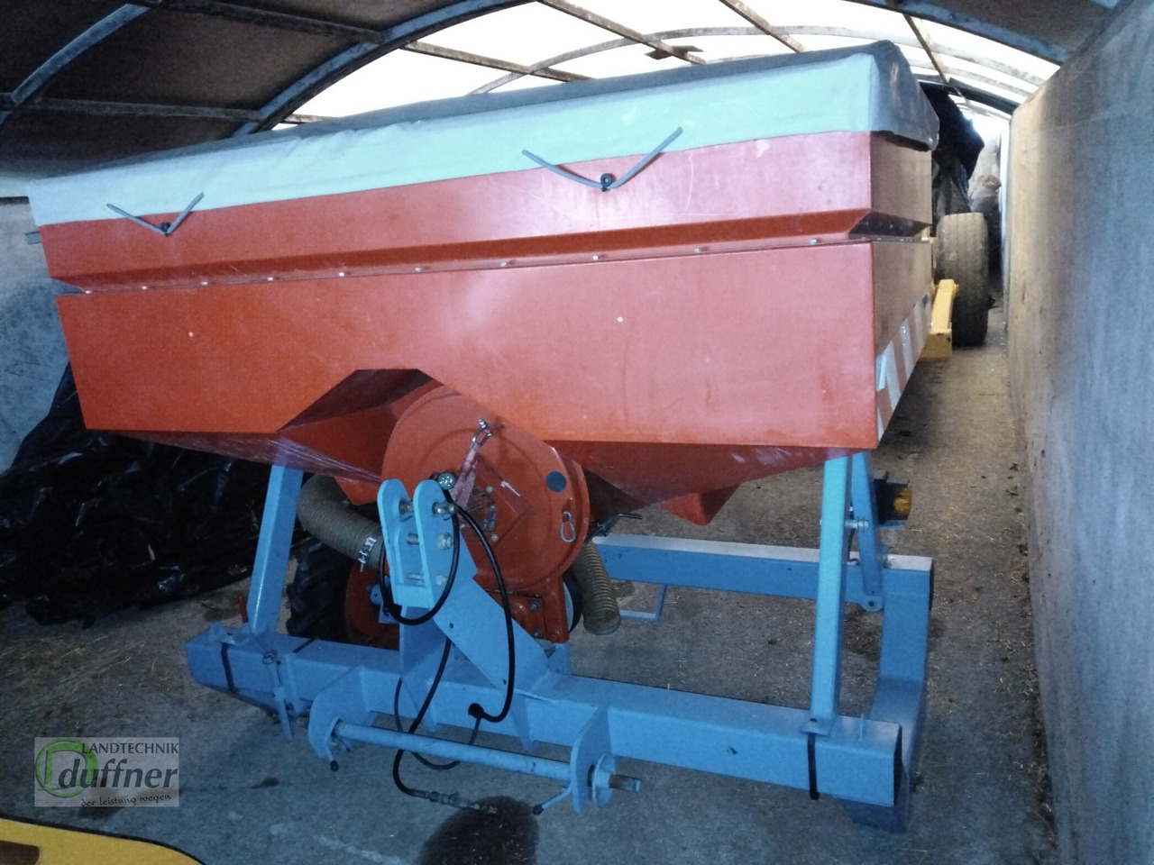 Monosem Fronttank Avant - Makinë mbjellëse precize: foto 2 Monosem Fronttank Avant - Makinë mbjellëse precize: foto 2