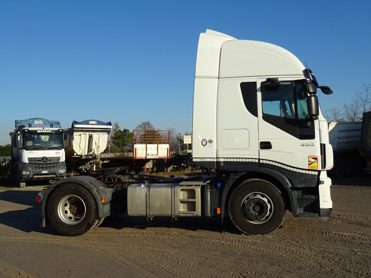 IVECO STRALIS 450 - Gjysmë-kamion: foto 4 IVECO STRALIS 450 - Gjysmë-kamion: foto 4