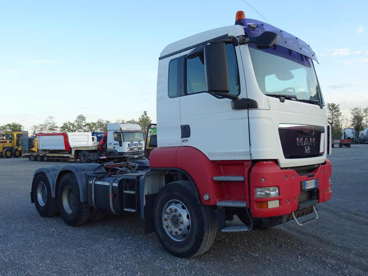 MAN TGA 33.480 - Gjysmë-kamion: foto 3 MAN TGA 33.480 - Gjysmë-kamion: foto 3