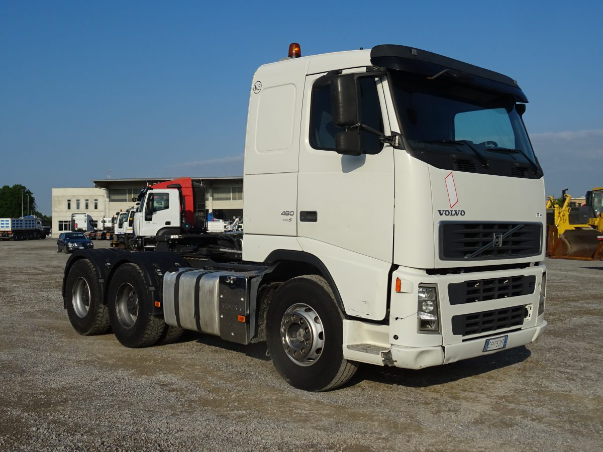 VOLVO FH64T 480 6×4 - Gjysmë-kamion: foto 3 VOLVO FH64T 480 6×4 - Gjysmë-kamion: foto 3