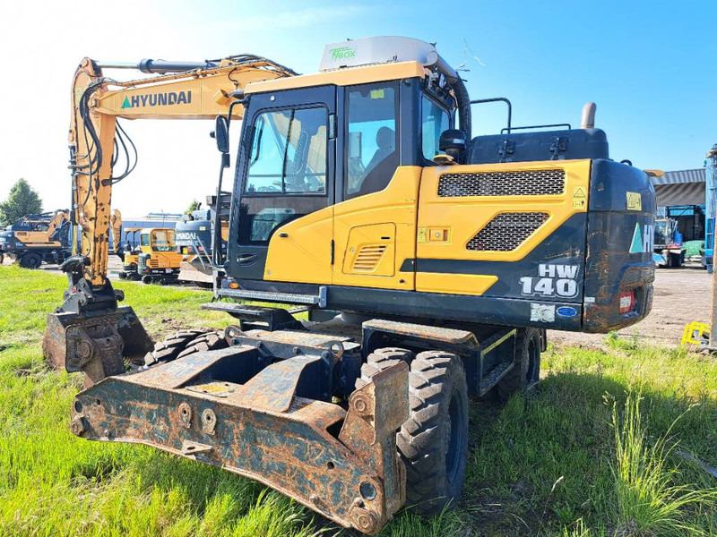 Hyundai HW140 - Ekskavator me goma: foto 3 Hyundai HW140 - Ekskavator me goma: foto 3