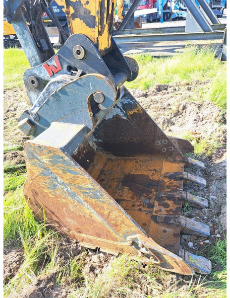 Hyundai HW140 - Ekskavator me goma: foto 5 Hyundai HW140 - Ekskavator me goma: foto 5