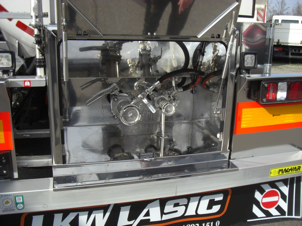 Magyar SRMAD/1KAMMER/CHEMIE - Gjysmë rimorkio me bot: foto 5 Magyar SRMAD/1KAMMER/CHEMIE - Gjysmë rimorkio me bot: foto 5