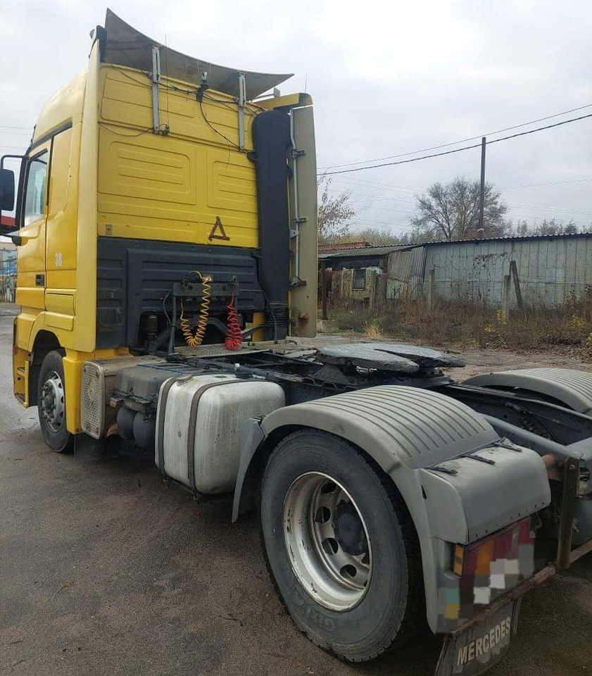 MERCEDES-BENZ Actros - Gjysmë-kamion: foto 4 MERCEDES-BENZ Actros - Gjysmë-kamion: foto 4