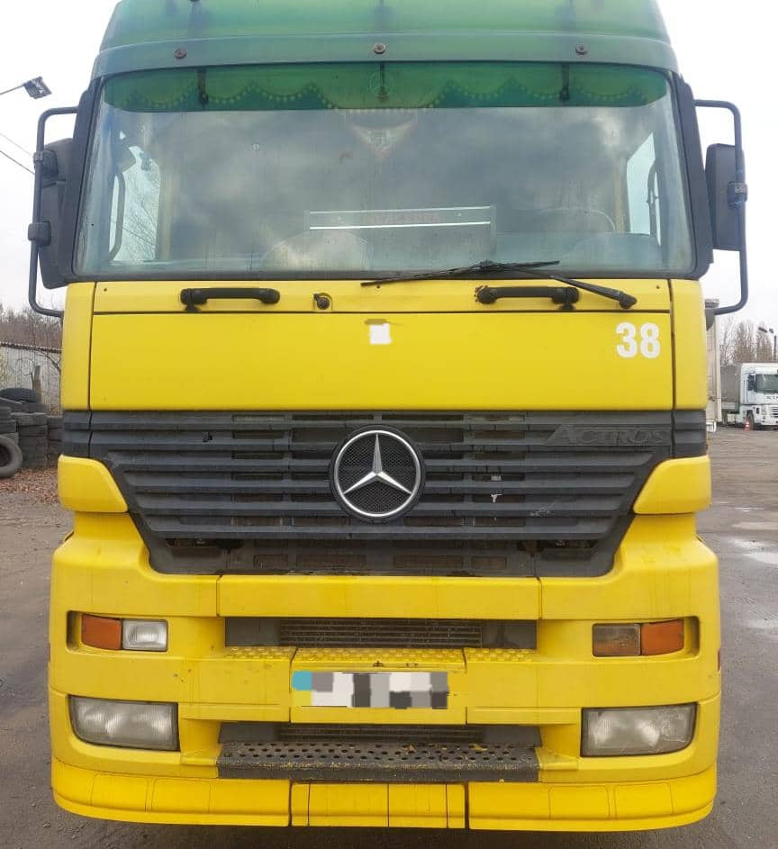 MERCEDES-BENZ Actros - Gjysmë-kamion: foto 2 MERCEDES-BENZ Actros - Gjysmë-kamion: foto 2