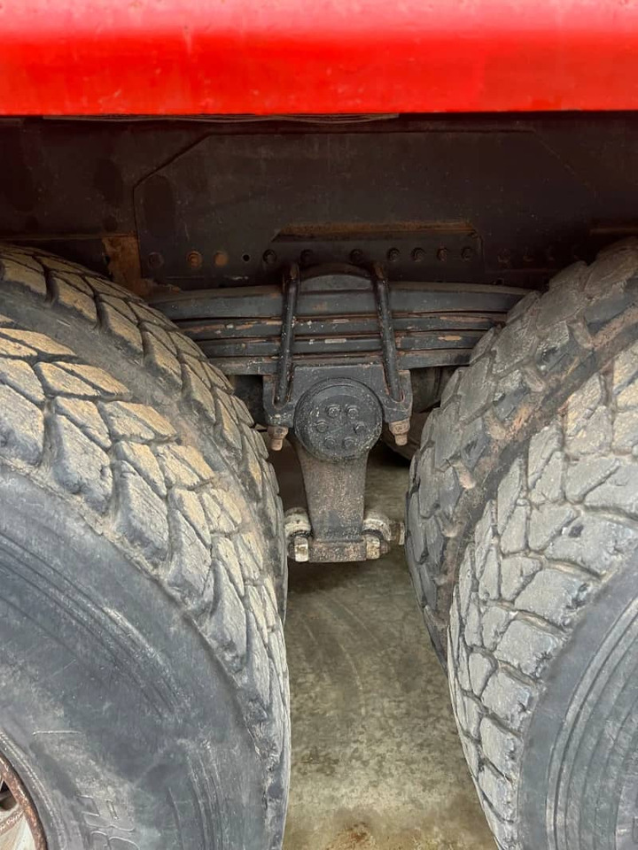 MAN 35.414 - Kamion vetëshkarkues: foto 4 MAN 35.414 - Kamion vetëshkarkues: foto 4