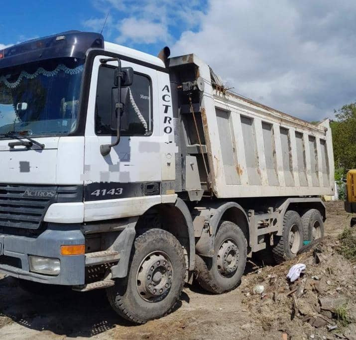 MERCEDES-BENZ Actros 4143 - Kamion vetëshkarkues: foto 2 MERCEDES-BENZ Actros 4143 - Kamion vetëshkarkues: foto 2