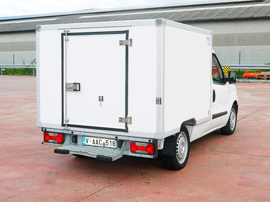 Fiat 1.3 DOBLO KUHLKOFFER RELEC FROD TR15 -20C - Furgon frigorifer: foto 5 Fiat 1.3 DOBLO KUHLKOFFER RELEC FROD TR15 -20C - Furgon frigorifer: foto 5