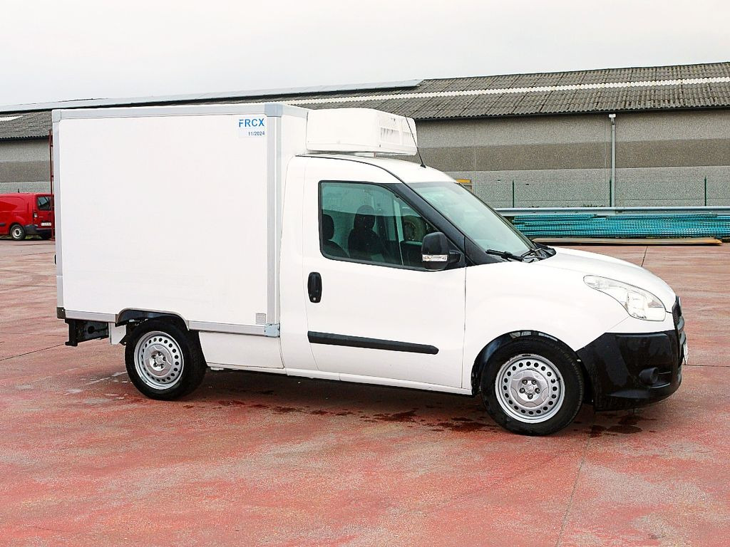 Fiat 1.3 DOBLO KUHLKOFFER RELEC FROD TR22 -20C - Furgon frigorifer: foto 3 Fiat 1.3 DOBLO KUHLKOFFER RELEC FROD TR22 -20C - Furgon frigorifer: foto 3