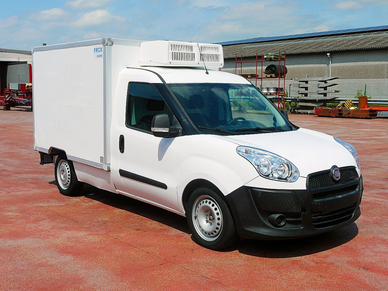 Fiat DOBLO 1.6 KUHKOFFER RELEC FROID TR22 -20C - Furgon frigorifer: foto 2 Fiat DOBLO 1.6 KUHKOFFER RELEC FROID TR22 -20C - Furgon frigorifer: foto 2
