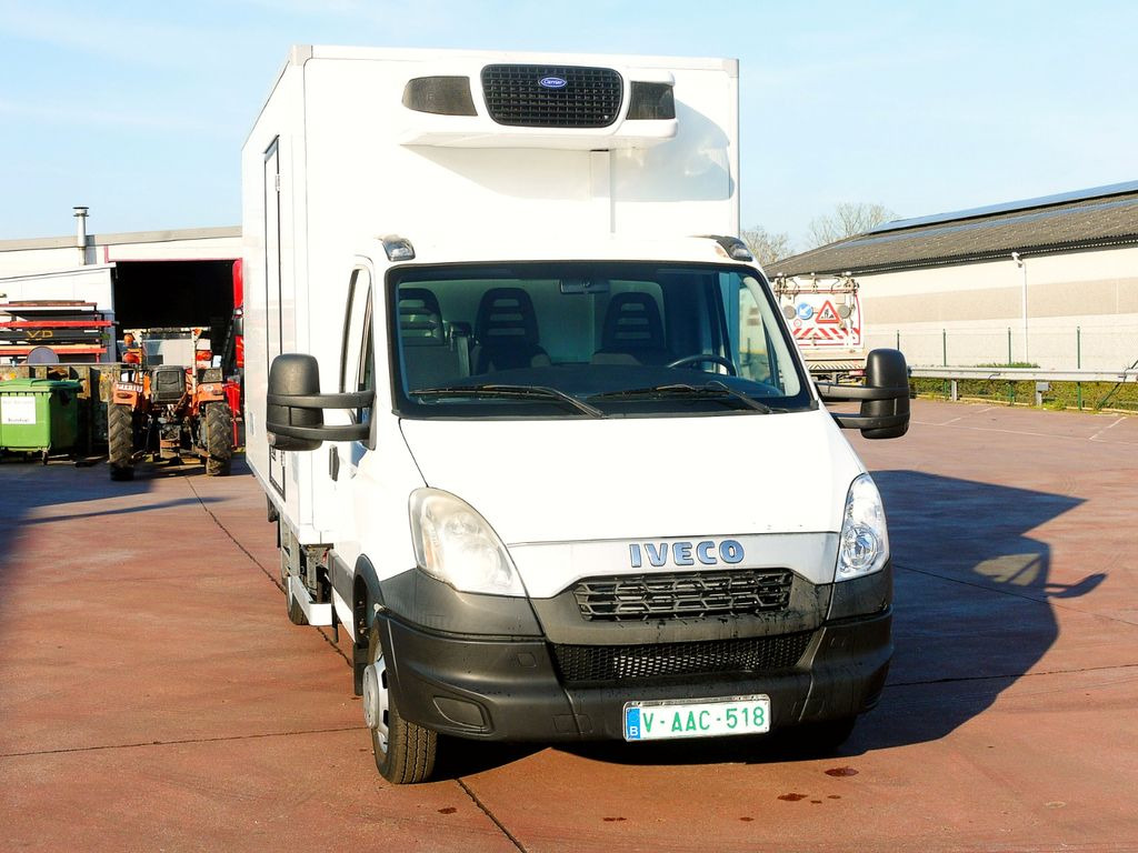 Iveco 35C13 DAILY KUHLKOFFER 4.4m CARIER PULSOR 600 MT - Furgon frigorifer: foto 1 Iveco 35C13 DAILY KUHLKOFFER 4.4m CARIER PULSOR 600 MT - Furgon frigorifer: foto 1