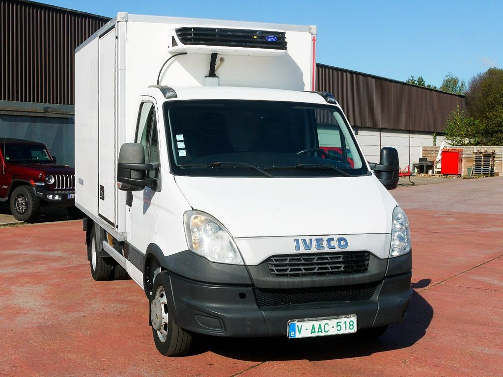 Iveco 35C13 DAILY KUHLKOFFER CARRIER XARIOS 300 -20C Iveco 35C13 DAILY KUHLKOFFER CARRIER XARIOS 300 -20C - Furgon frigorifer: foto 1 Iveco 35C13 DAILY KUHLKOFFER CARRIER XARIOS 300 -20C Iveco 35C13 DAILY KUHLKOFFER CARRIER XARIOS 300 -20C - Furgon frigorifer: foto 1
