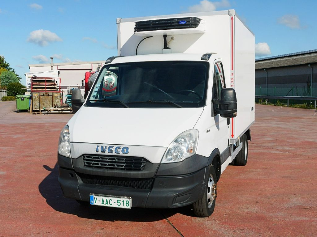 Iveco 35C13 DAILY KUHLKOFFER CARRIER XARIOS 300 -20C Iveco 35C13 DAILY KUHLKOFFER CARRIER XARIOS 300 -20C - Furgon frigorifer: foto 5 Iveco 35C13 DAILY KUHLKOFFER CARRIER XARIOS 300 -20C Iveco 35C13 DAILY KUHLKOFFER CARRIER XARIOS 300 -20C - Furgon frigorifer: foto 5