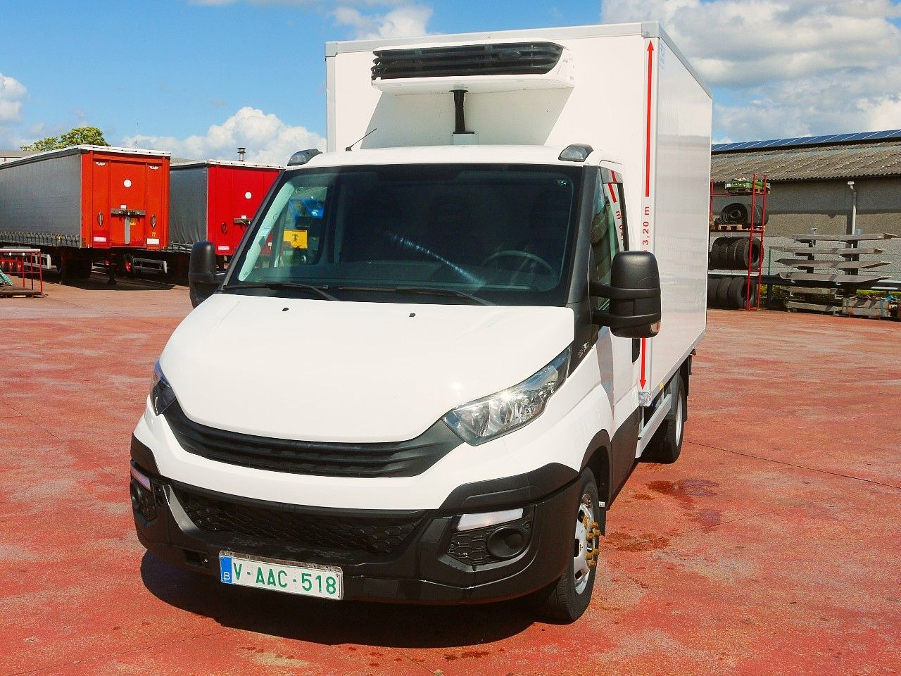 Iveco 35C14 KUHLKOFFER CARRIER XARIOS 350 -20C - Furgon frigorifer: foto 5 Iveco 35C14 KUHLKOFFER CARRIER XARIOS 350 -20C - Furgon frigorifer: foto 5