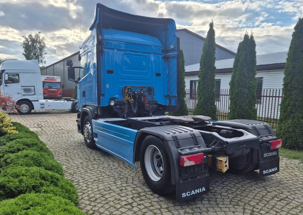Scania R410 - Gjysmë-kamion: foto 4 Scania R410 - Gjysmë-kamion: foto 4