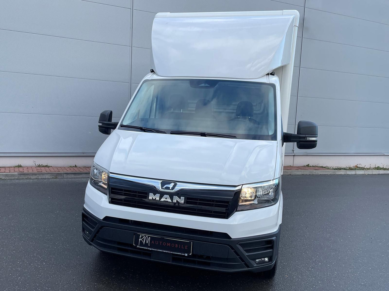 MAN TGE 3.160 Fahrgestell Einzelkabine Koffer NAVI - Kamioncine me kontinier: foto 4 MAN TGE 3.160 Fahrgestell Einzelkabine Koffer NAVI - Kamioncine me kontinier: foto 4