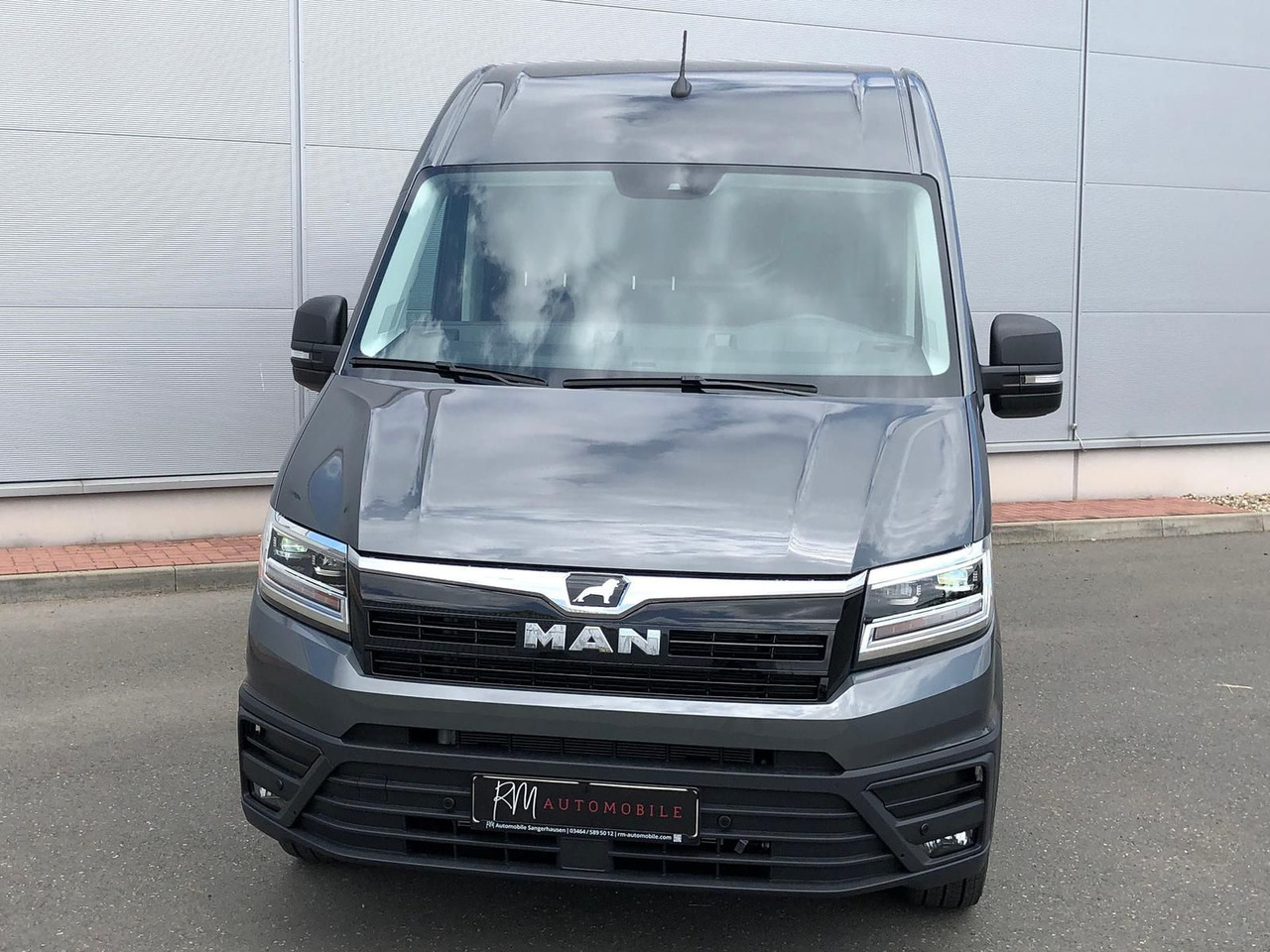 MAN TGE 3.160 L3H3 Kasten LED AHK NAVI GRA RWD SITZH - Veturë: foto 4 MAN TGE 3.160 L3H3 Kasten LED AHK NAVI GRA RWD SITZH - Veturë: foto 4
