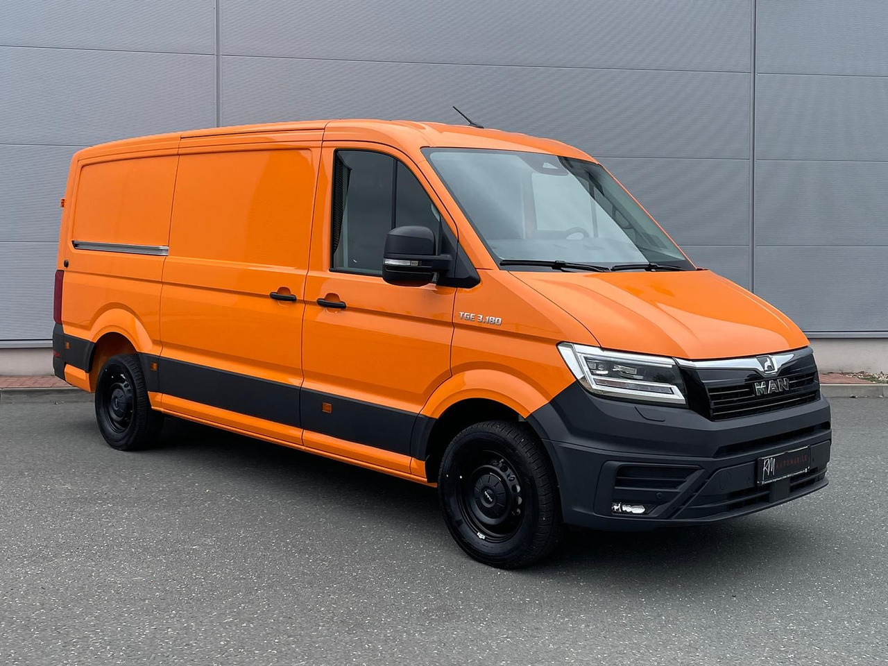 MAN TGE 3.180 Kasten L3H2 ACC LED STANDHZ NAVI - Veturë: foto 2 MAN TGE 3.180 Kasten L3H2 ACC LED STANDHZ NAVI - Veturë: foto 2