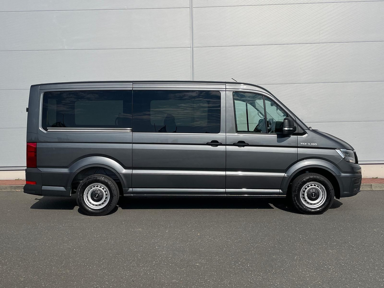MAN TGE 3.180 Kombi L3H2 LED ACC NAVI SITZHZ - Minibus, Furgon pasagjerësh: foto 5 MAN TGE 3.180 Kombi L3H2 LED ACC NAVI SITZHZ - Minibus, Furgon pasagjerësh: foto 5
