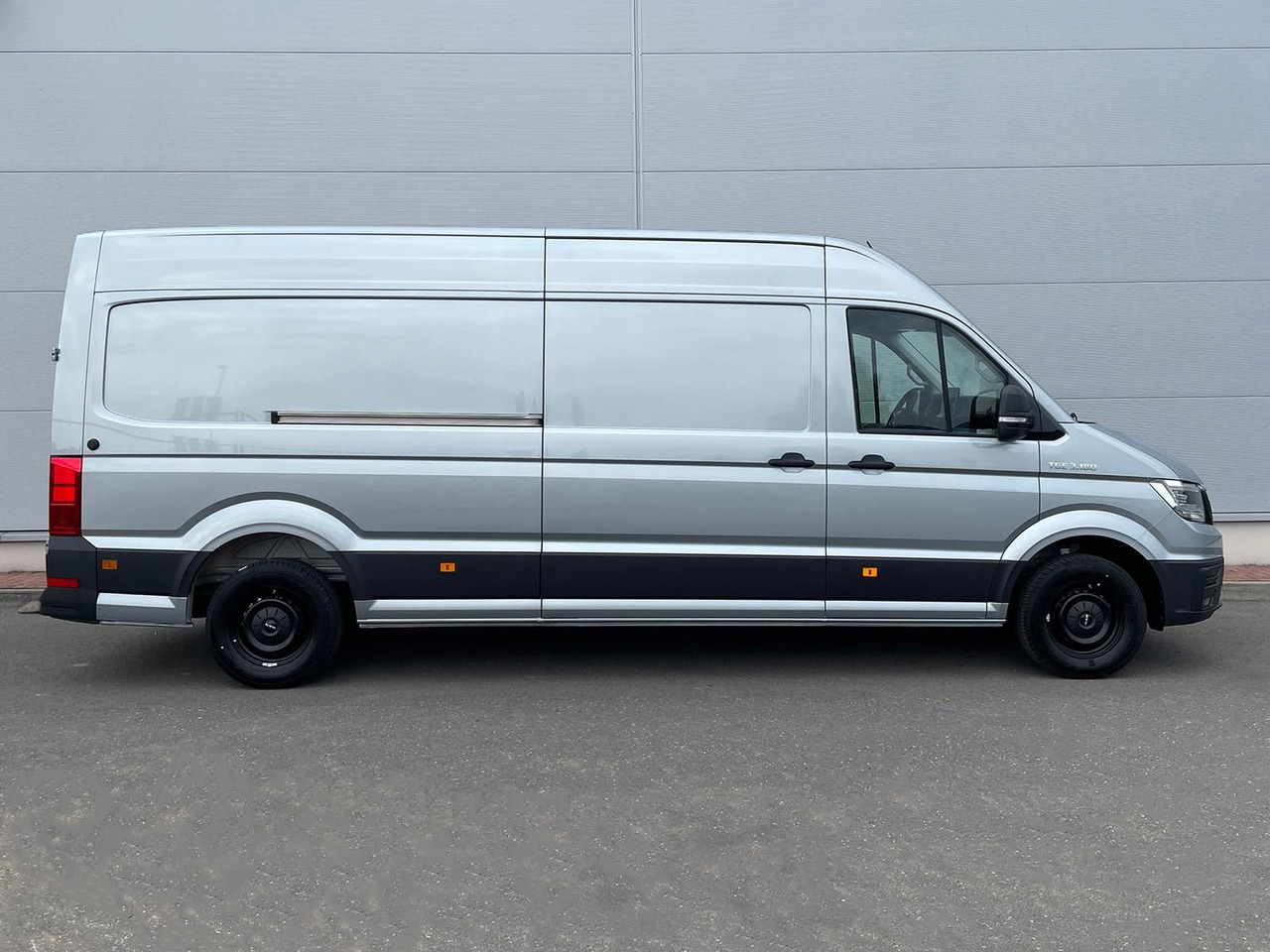 MAN TGE 3.180 L4H3 Kasten AHK STANDHZ ACC LED SITZHZ - Veturë: foto 5 MAN TGE 3.180 L4H3 Kasten AHK STANDHZ ACC LED SITZHZ - Veturë: foto 5