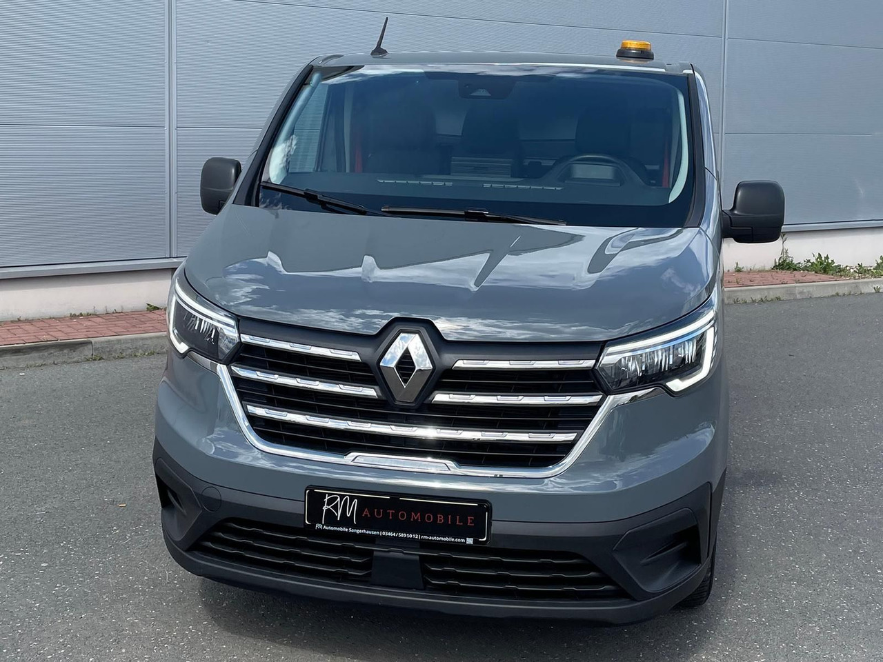 Renault Trafic Kasten RED EDITION L1H1 AHK LED DAB MFL - Furgon: foto 4 Renault Trafic Kasten RED EDITION L1H1 AHK LED DAB MFL - Furgon: foto 4