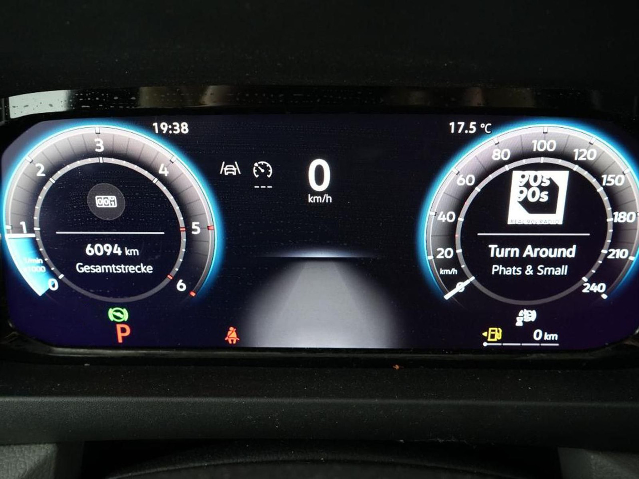 Volkswagen Crafter Kasten 35 L3H3 NAVI KLIMA DAB PDC - Furgon pasagjerësh: foto 5 Volkswagen Crafter Kasten 35 L3H3 NAVI KLIMA DAB PDC - Furgon pasagjerësh: foto 5