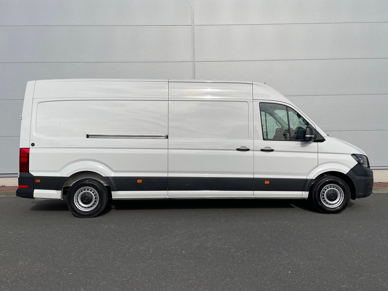 Volkswagen Crafter Kasten 35 L4H3 KAMERA KLIMA DAB - Furgon: foto 5 Volkswagen Crafter Kasten 35 L4H3 KAMERA KLIMA DAB - Furgon: foto 5