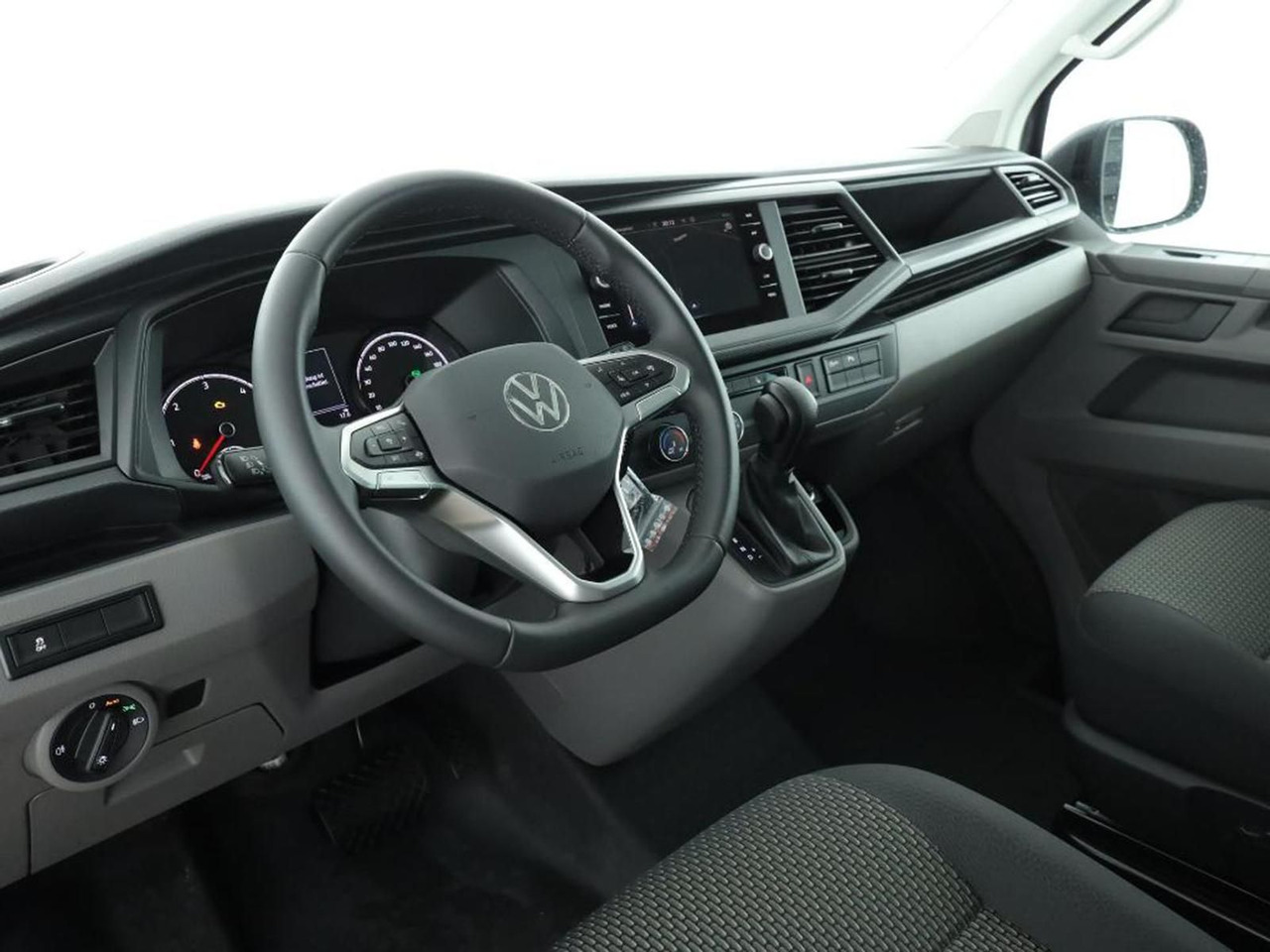 Volkswagen T6.1 Transporter 4MOTION NAVI STANDHZ ACC PDC - Furgon pasagjerësh: foto 4 Volkswagen T6.1 Transporter 4MOTION NAVI STANDHZ ACC PDC - Furgon pasagjerësh: foto 4