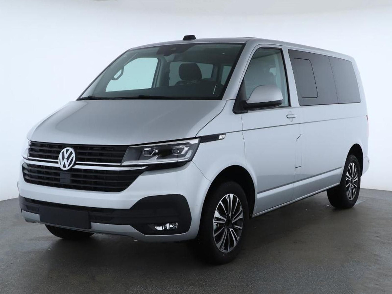 Volkswagen T6.1 Transporter Kombi KR LED STANDHZ ACC NAVI - Furgon pasagjerësh: foto 1 Volkswagen T6.1 Transporter Kombi KR LED STANDHZ ACC NAVI - Furgon pasagjerësh: foto 1