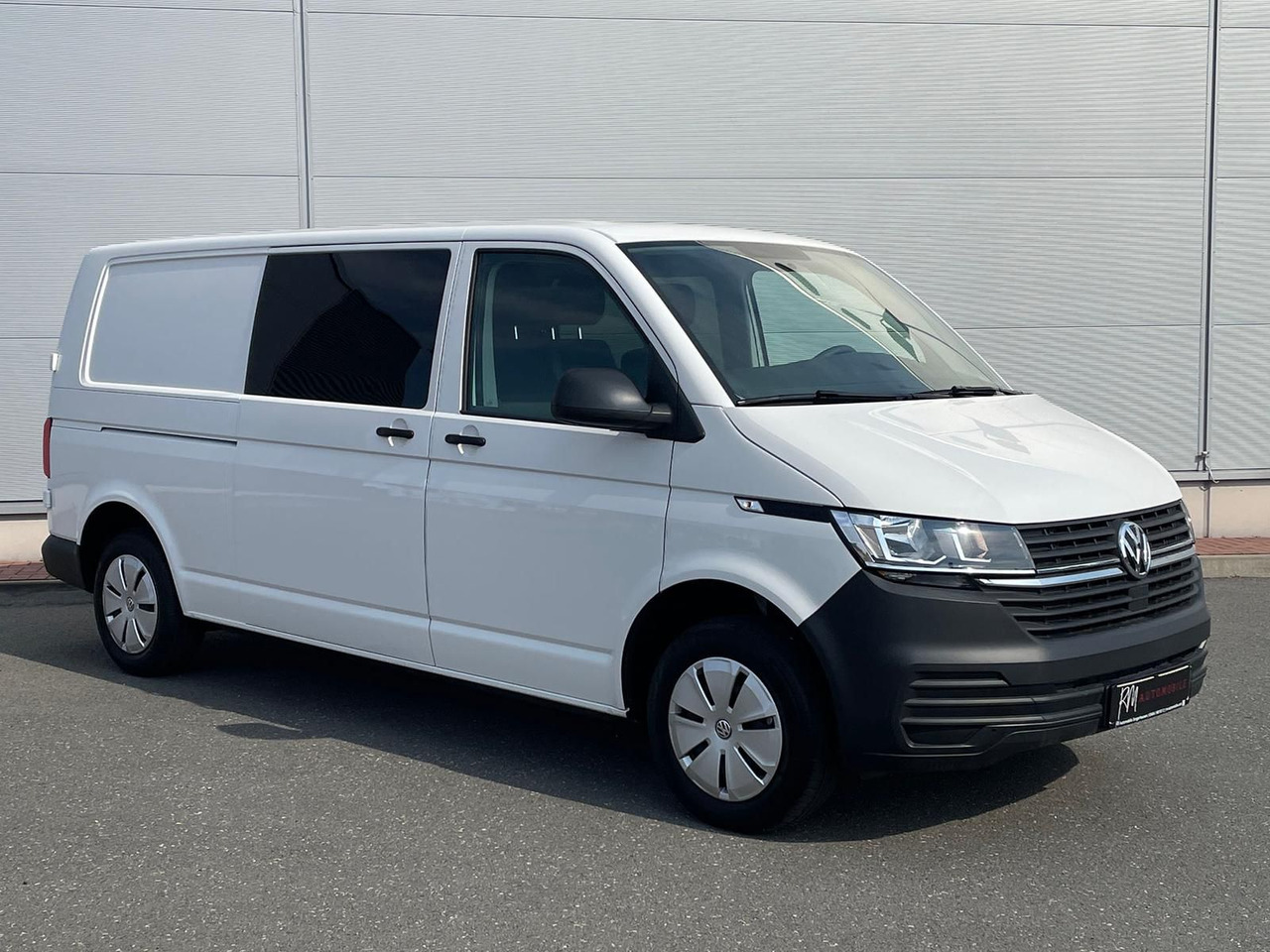 Volkswagen T6.1 Transporter MIXTO LR 2.0 TDI KLIMA PDC - Furgon pasagjerësh: foto 2 Volkswagen T6.1 Transporter MIXTO LR 2.0 TDI KLIMA PDC - Furgon pasagjerësh: foto 2